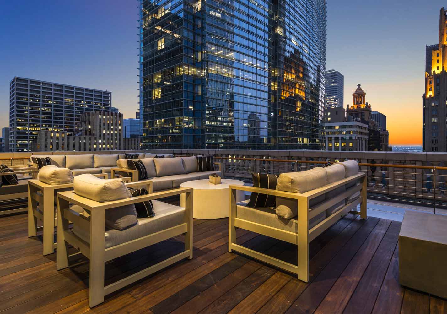 Curated visual reference: Visual Reference: Locale The Star Luxury Apartment Living In Downtown Houtson